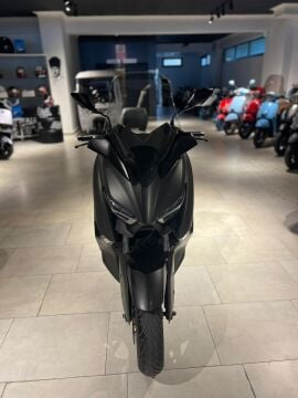 YAMAHA XMAX 250 TECH MAX