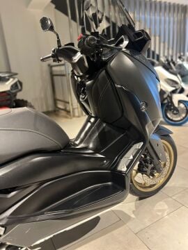 YAMAHA XMAX 250 TECH MAX