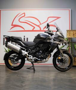 Benelli Trk 502 x 2023 MODEL
